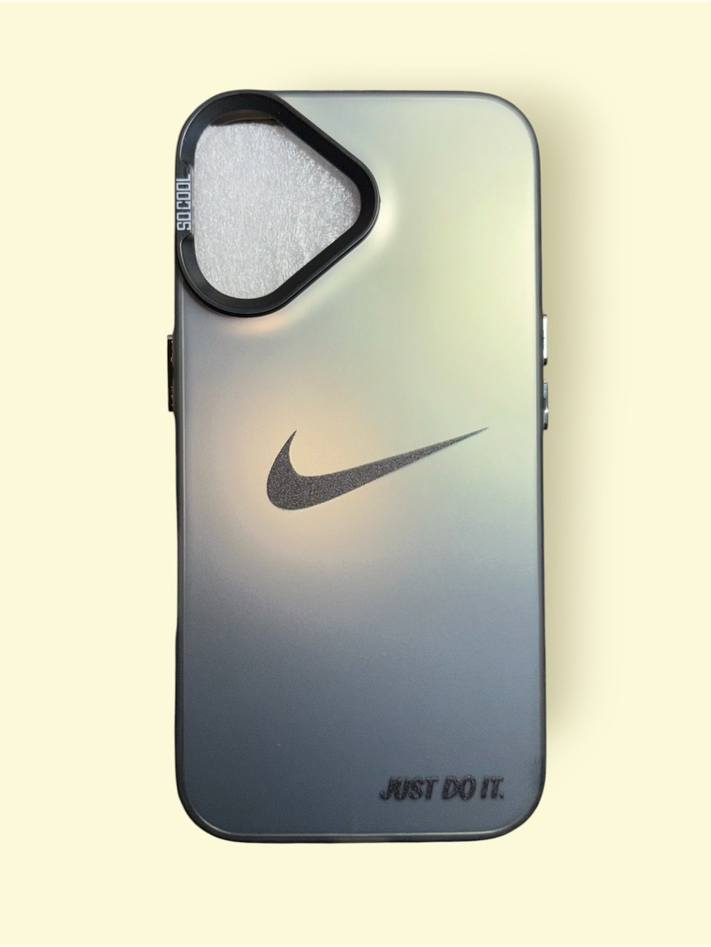 iPhone 16 Black & Grey Sports Phonecase ✅✅✅🔥🔥🔥